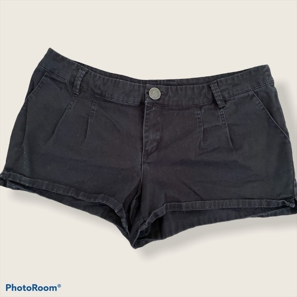 Quicksilver beach day black cotton short shorts - Picture 1 of 7
